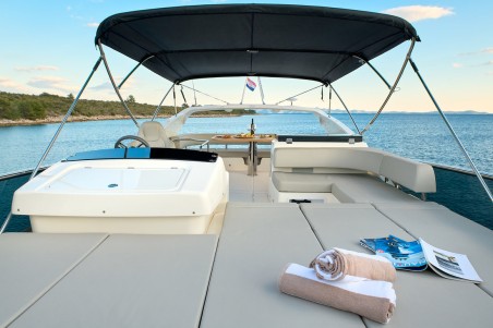 Absolute Yachts Absolute 50 Fly Viva La Vida