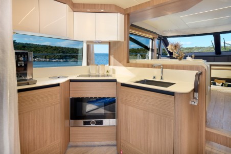 Absolute Yachts Absolute 50 Fly Viva La Vida