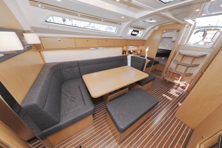 Bavaria Yachtbau Bavaria Cruiser 41 - 3 cab. Hemonaty