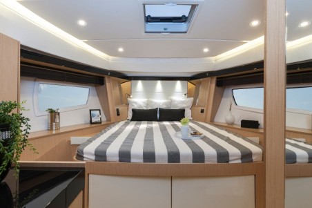 Bavaria Virtess 420 Fly | Czarter jachtu Chorwacja | Travelboat