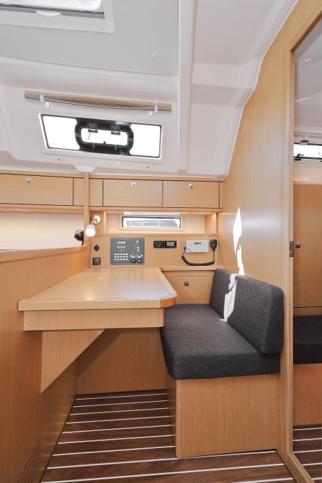 Bavaria Yachtbau Bavaria Cruiser 41 - 3 cab. Hemonaty