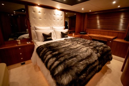 Sunseeker International Sunseeker Predator 72 Ghost