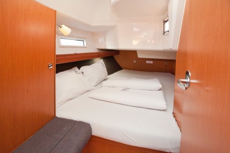 Bavaria Yachtbau Bavaria Cruiser 37 - 3 cab. Gospoja