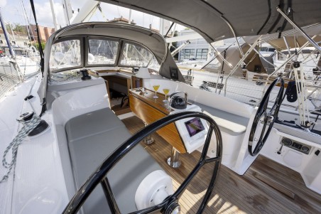 Bavaria Yachtbau Bavaria Cruiser 37 Style Fortunata