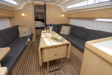 Bavaria Yachtbau Bavaria Cruiser 37 Style Fortunata