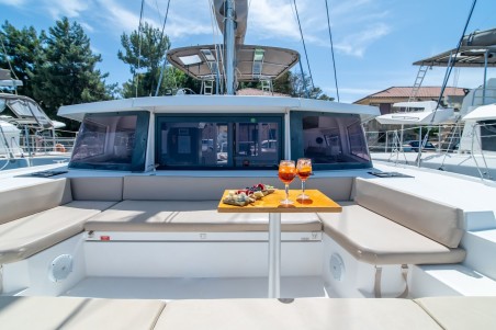Catana Group Bali 4.1 - 4 + 2 cab. Sinope