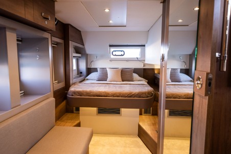 Catana Group Bali 4.6 - 4 + 1 cab. Second Wind