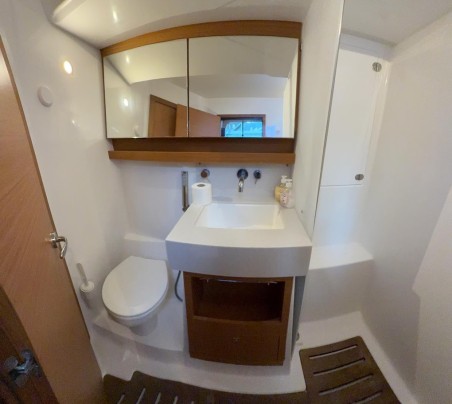 Dufour Yachts Dufour 530 - 4 + 1 cab. Sofia