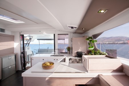 Fountaine Pajot Fountaine Pajot Astrea 42 - 4 + 2 cab. Argo I
