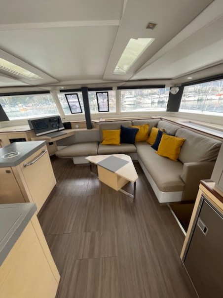 Fountaine Pajot Fountaine Pajot Saona 47 Quintet - 5 + 1 cab. Red Rose