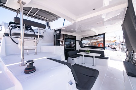 Lagoon-Bénéteau Lagoon 42 - 4 + 2 cab. Blue Trident