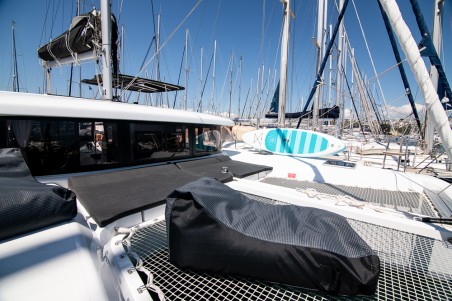 Lagoon-Bénéteau Lagoon 42 - 4 + 2 cab. Blue Trident