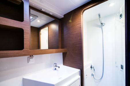 Lagoon-Bénéteau Lagoon 42 - 4 + 2 cab. Blue Trident