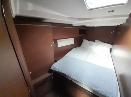 Beneteau Oceanis 51.1 | Yacht Charter Greece | Travelboat