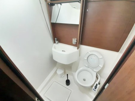 Beneteau Oceanis 51.1 | Yacht Charter Greece | Travelboat