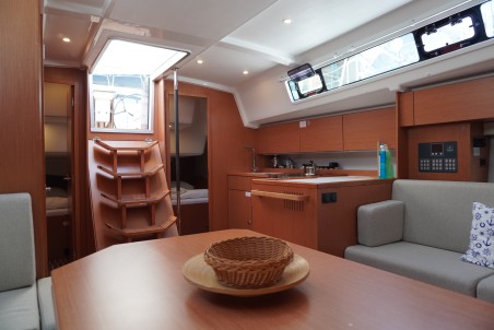 Bavaria Yachtbau Bavaria C42 Alara 3