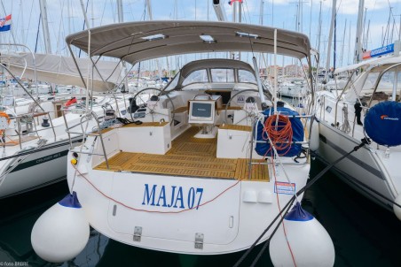 Elan Marine Elan 514 Impression - 4 + 1 cab. Maja 07