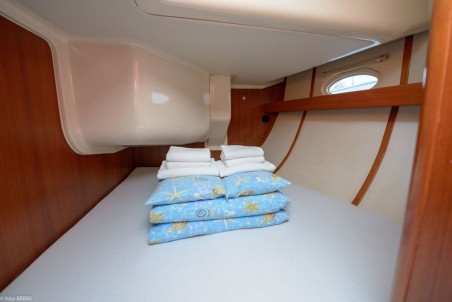 Elan Marine Elan 514 Impression - 4 + 1 cab. Maja 07