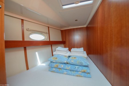 Elan Marine Elan 514 Impression - 4 + 1 cab. Maja 07