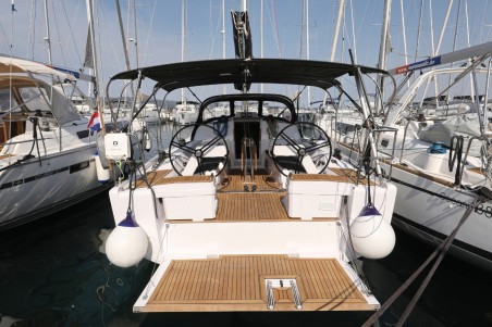 Elan Marine Elan E4 Twitter