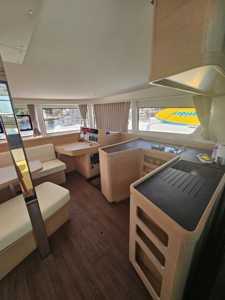 Lagoon-Bénéteau Lagoon 42 - 4 + 2 cab. Azzuro