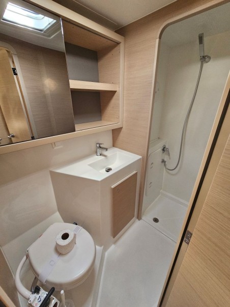 Lagoon-Bénéteau Lagoon 42 - 4 + 2 cab. Azzuro