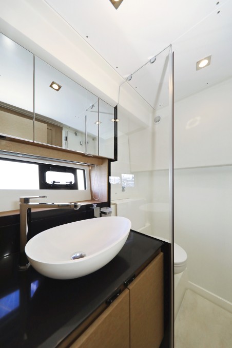 Jeanneau Prestige 460 Fly - 3 + 1 cab. Ferus