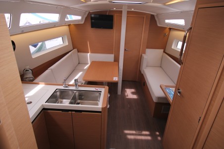 Jeanneau Sun Odyssey 380 - 3 cab. Amelie