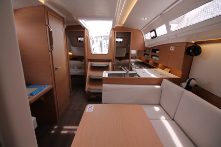 Jeanneau Sun Odyssey 380 - 3 cab. Amelie