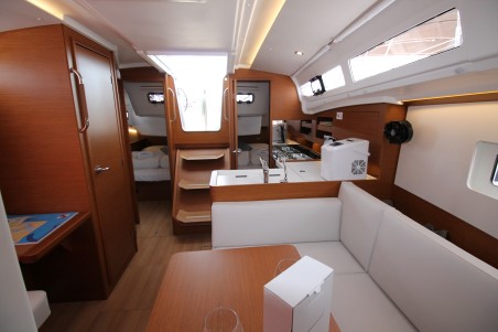 Jeanneau Sun Odyssey 380 - 3 cab. Evita