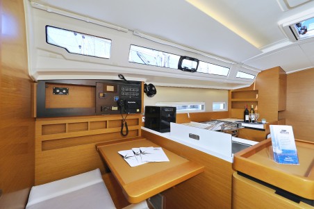 Jeanneau Sun Odyssey 410 - 3 cab. Diona