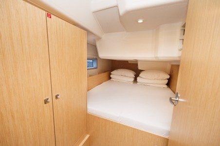 Bavaria Yachtbau Bavaria C38 Petra