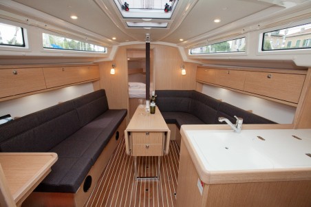 Bavaria Yachtbau Bavaria Cruiser 34 Style Aston