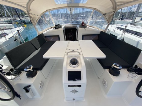 Jeanneau Sun Odyssey 440 - 4 cab. Anda