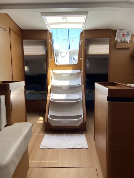 Jeanneau Sun Odyssey 440 - 4 cab. Anda