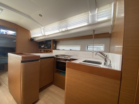 Jeanneau Sun Odyssey 440 - 4 cab. Lornia