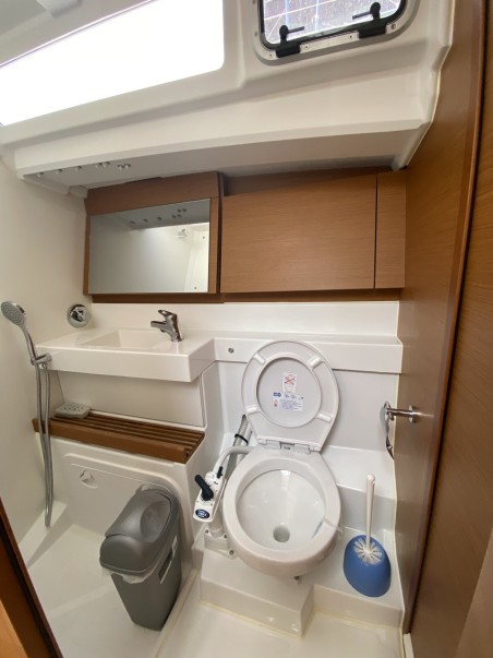 Jeanneau Sun Odyssey 440 - 4 cab. Lornia