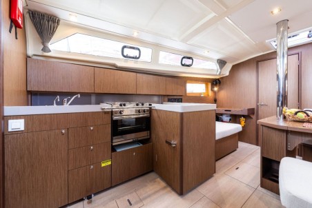 Bénéteau Oceanis 41.1 Elena