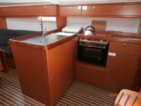 Bavaria Yachtbau Bavaria Cruiser 37 - 3 cab. Mattina