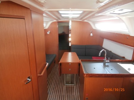 Bavaria Yachtbau Bavaria Cruiser 37 - 3 cab. Mattina