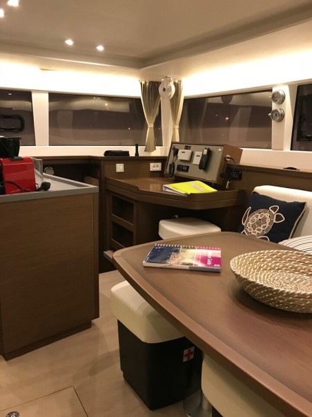 Lagoon-Bénéteau Lagoon 450 F - 4 + 2 cab. Solstice