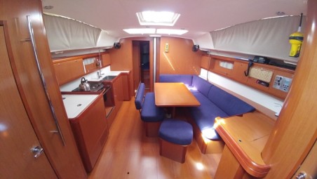 Bénéteau Oceanis 43 Beluga