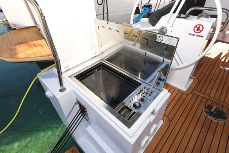 Elan Marine Elan Impression 40.1 Sv. Nikola