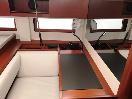 Beneteau Oceanis 51.1 | Czarter jachtu Grecja | Travelboat