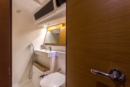 Jeanneau Sun Odyssey 440 - 4 cab. Deep Water