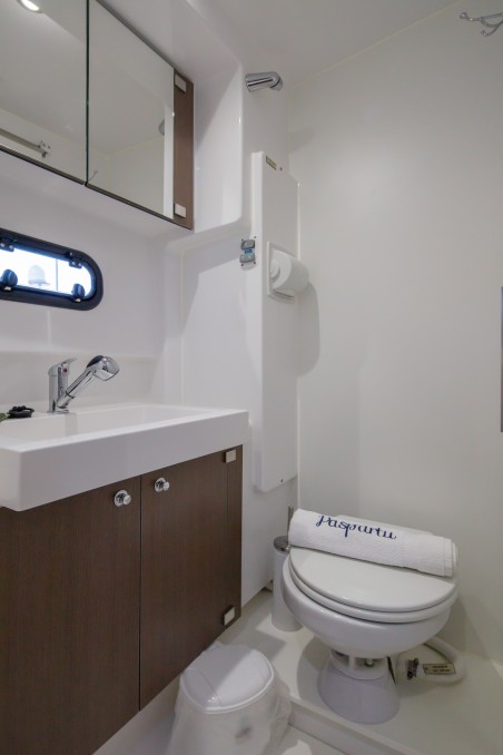 Catana Group Bali 4.1 - 4 + 1 cab. Paspartu