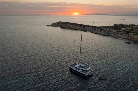 Catana Group Bali 5.8 - 4 + 2 cab. New Horizons 4