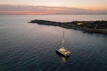 Catana Group Bali 5.8 - 4 + 2 cab. New Horizons 4