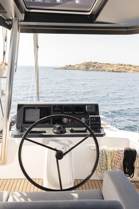 Catana Group Bali 5.8 - 4 + 2 cab. New Horizons 4