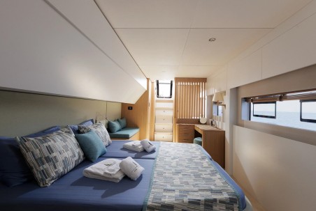 Catana Group Bali 5.8 - 4 + 2 cab. New Horizons 4